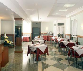 Mary Hotel Vicence