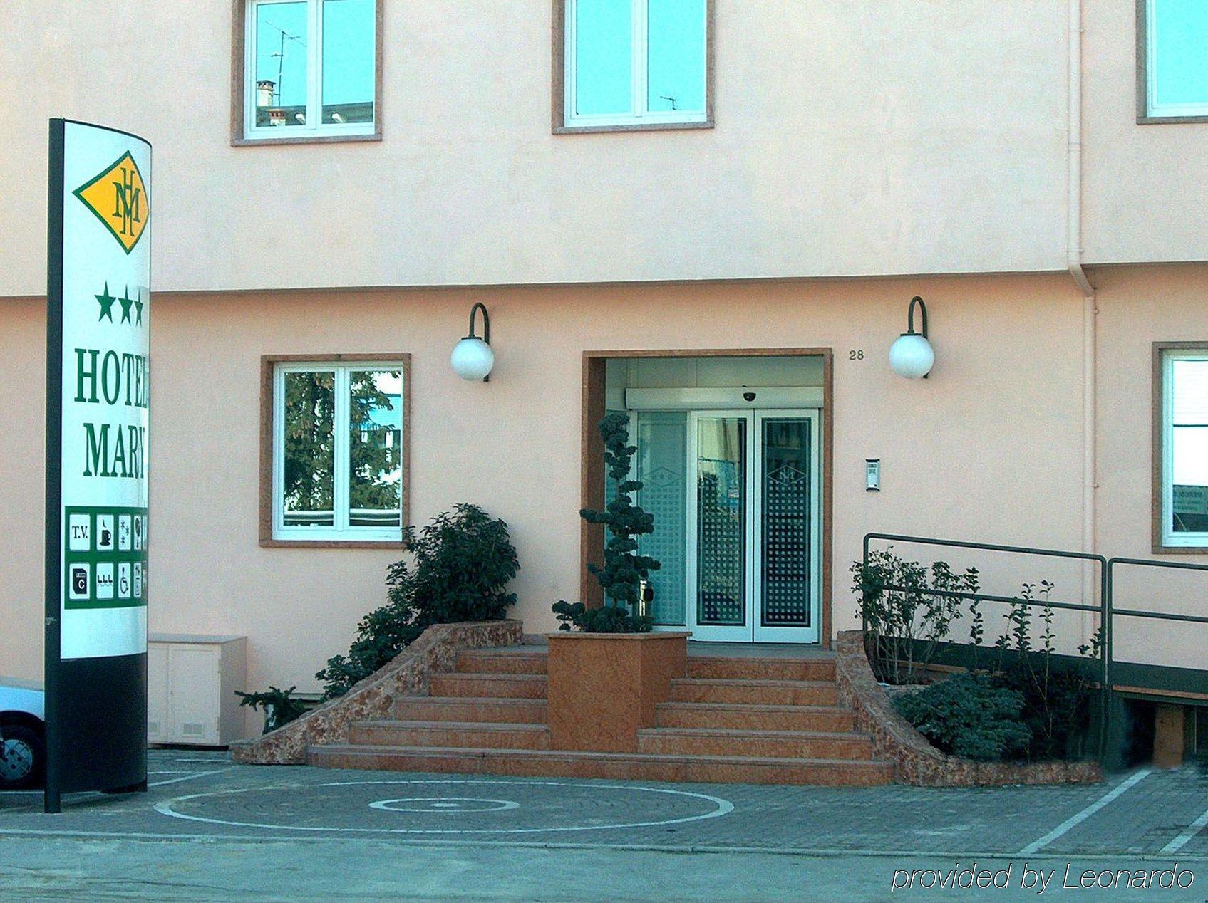 Hotel Mary 3*